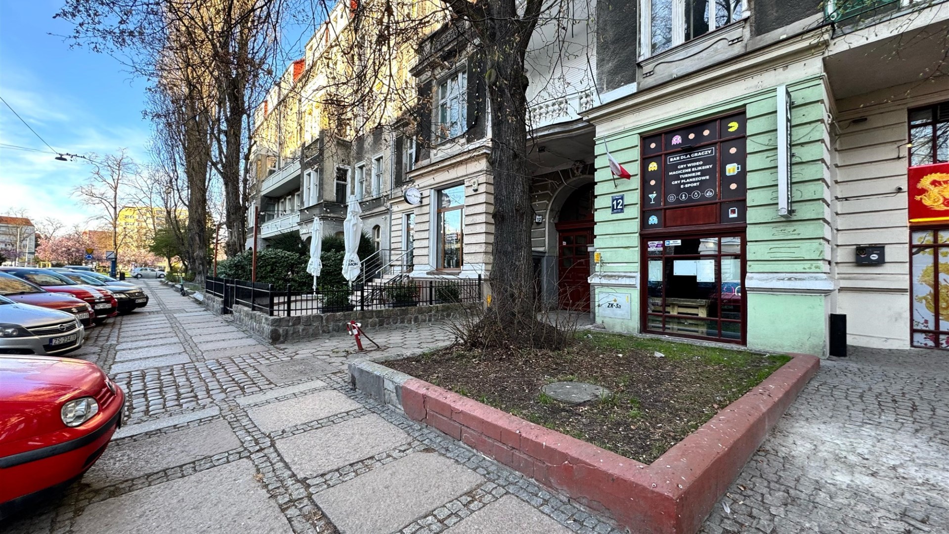 Lokal na sprzedaż