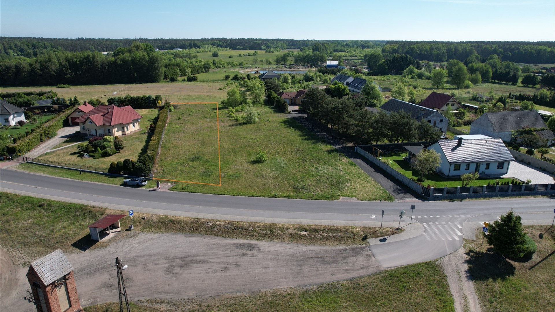 Działka na sprzedaż