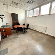 Lokal na sprzedaż