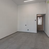 Lokal na sprzedaż